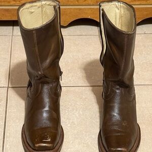 Cuatralba Men’s  Boots - Size 8 1/2 USA  - Brown Leather Cowboy Boots Zipper Up.